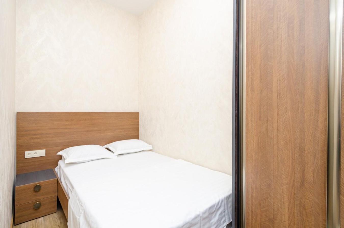 יירבאן 15. Double Room Apartaments With Fresh Style מראה חיצוני תמונה